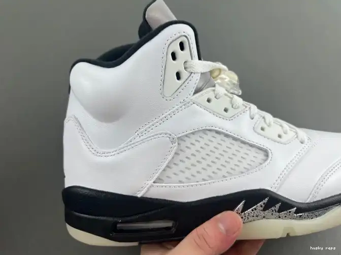Cheap Husky AIR DD0587-110 5 RETRO JORDAN 'WHITE BLACK' 0625